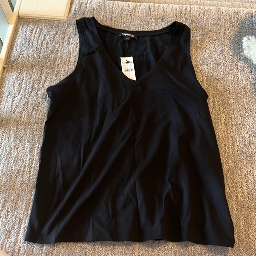 express tank too vneck size s